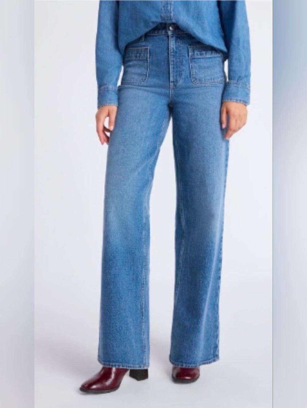 High-Rise Wide-Leg Jeans in Medium Blue